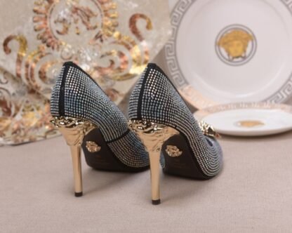 Versace Scarpin La Medusa - Image 3