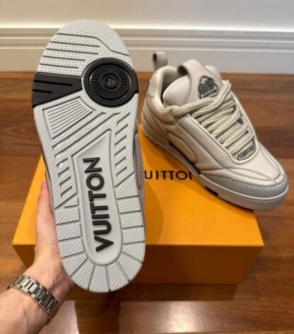 Tênis Louis Vuitton - Image 6