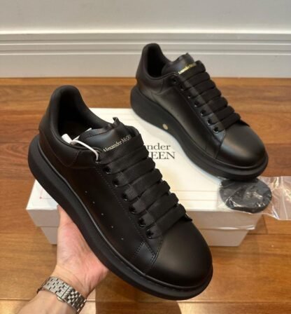 Tênis Alexander McQueen - Imagem 4