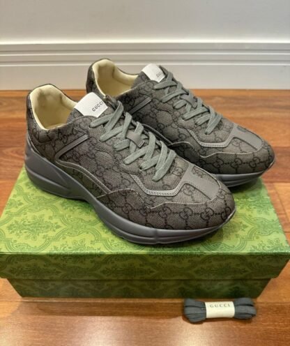 Tênis Gucci