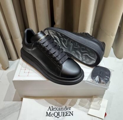 Tênis Alexander McQueen - Imagem 3