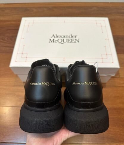 Tênis Alexander McQueen - Imagem 5