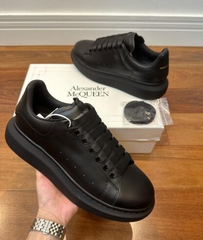 Tênis Alexander McQueen - Imagem 2