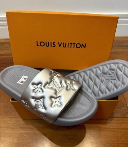 Chinelo Louis Vuitton