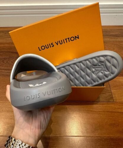 Chinelo Louis Vuitton - Image 3