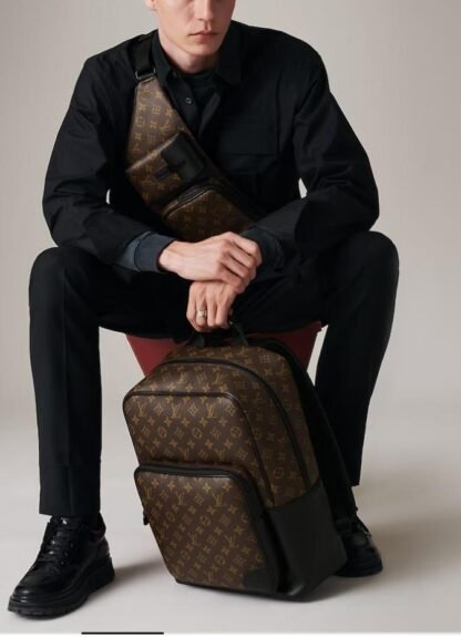 Mochila Louis Vuitton - Image 6