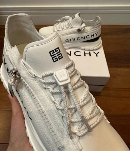 Tênis Givenchy - Imagem 3