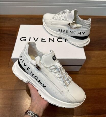 Tênis Givenchy - Imagem 2