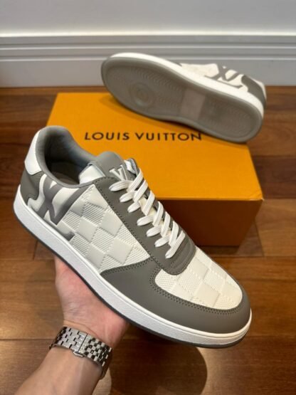 Tênis Louis Vuitton - Image 4
