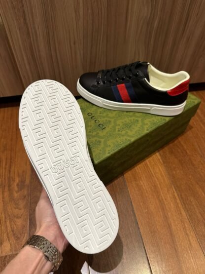 Sapatenis Gucci - Image 4