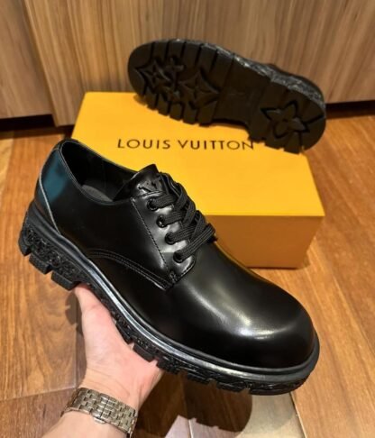 Sapato Louis Vuitton - Image 2