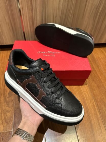 Tênis Ferragamo - Image 3