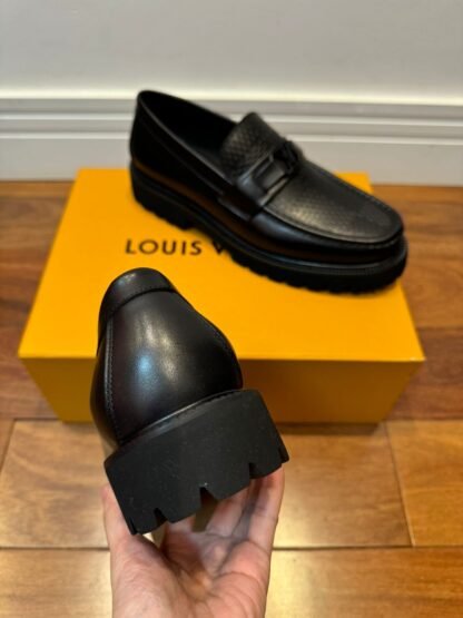 Sapato Louis Vuitton - Image 4
