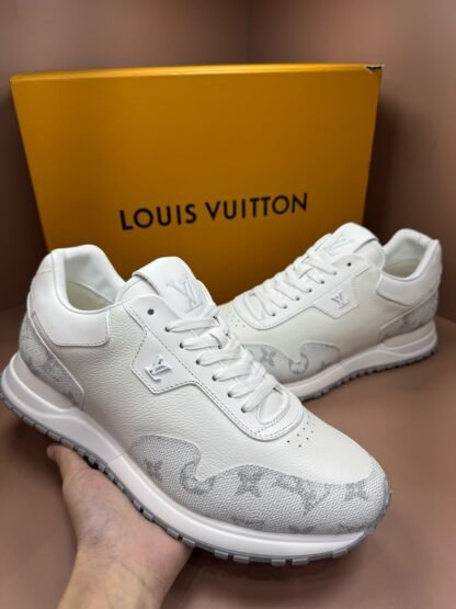 Tênis Louis Vuitton - Image 2