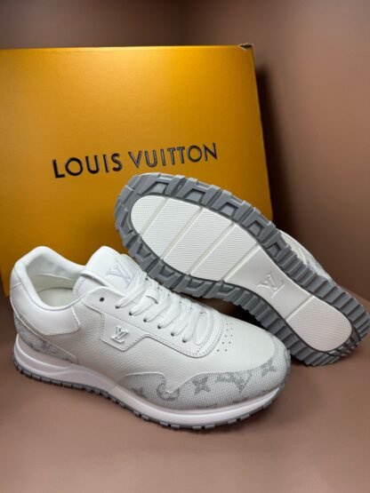 Tênis Louis Vuitton - Image 4