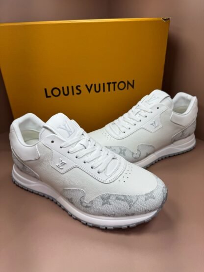 Tênis Louis Vuitton - Image 3
