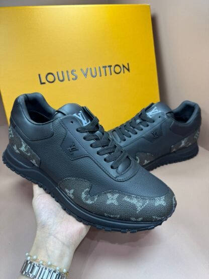 Tênis Louis Vuitton - Imagem 3