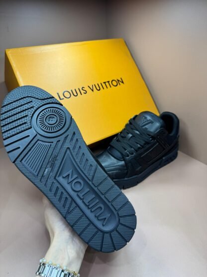 Tênis Louis Vuitton - Imagem 5