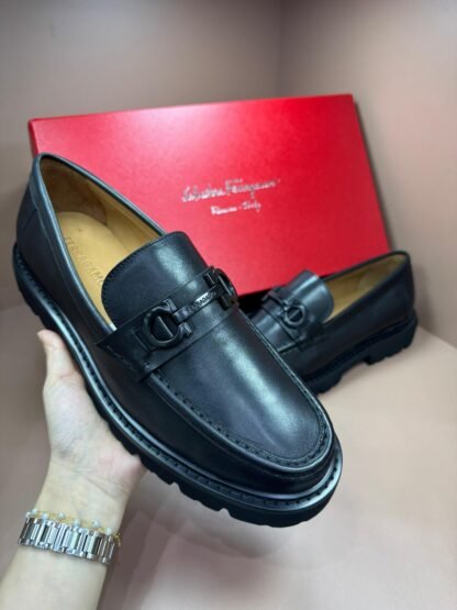 Sapato Ferragamo - Imagem 4