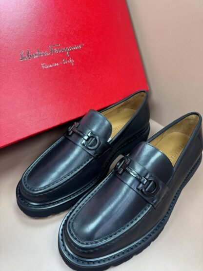 Sapato Ferragamo