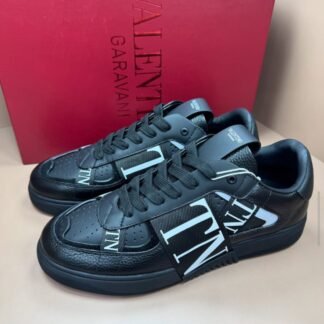 Tênis Valentino