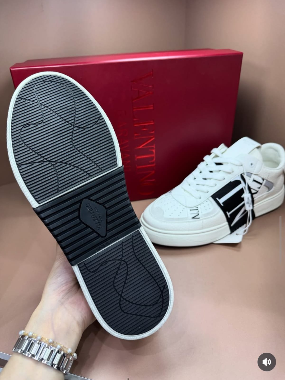 Tênis Valentino - Imagem 3