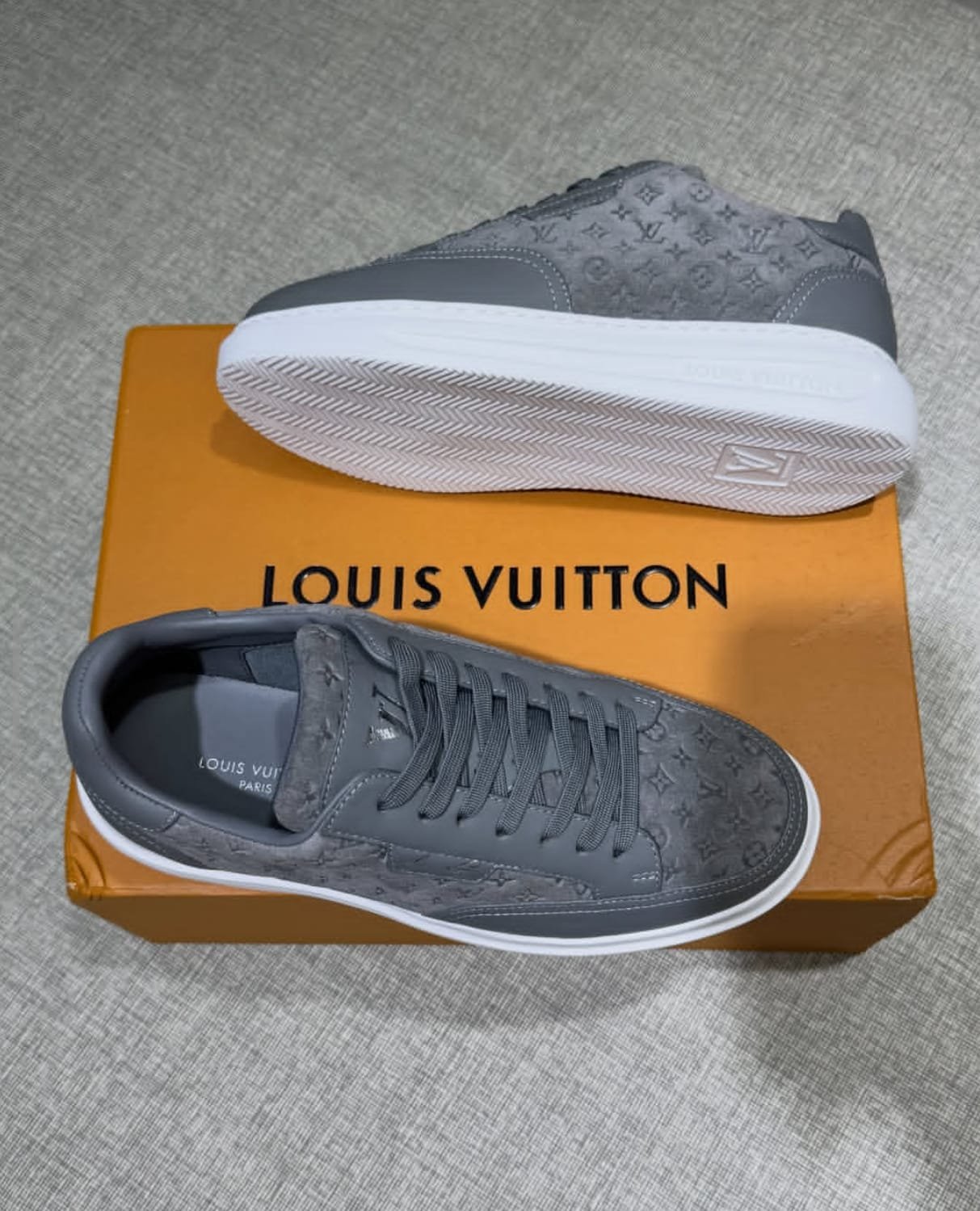 Tênis Louis Vuitton