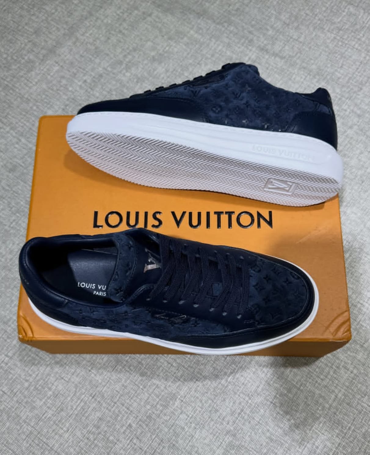 Tênis Louis Vuitton